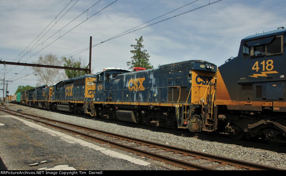 CSX 1210 third on Q403